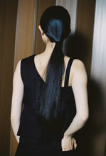 画像をギャラリービューアに読み込む, black denim camisole gilet